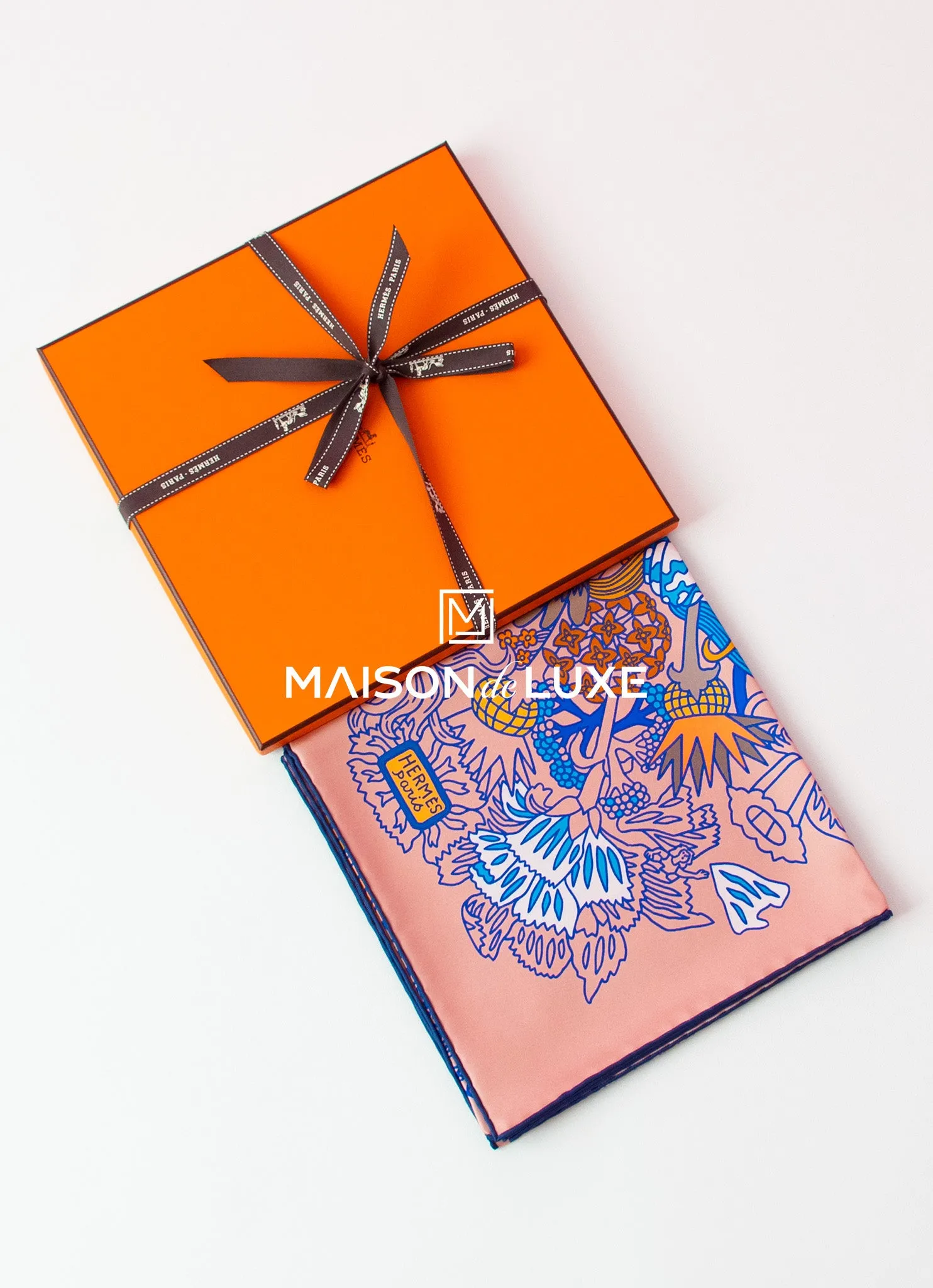 Hermes "Cache-cache Fleuri" Vieux Rose Twill Silk 90 cm Scarf