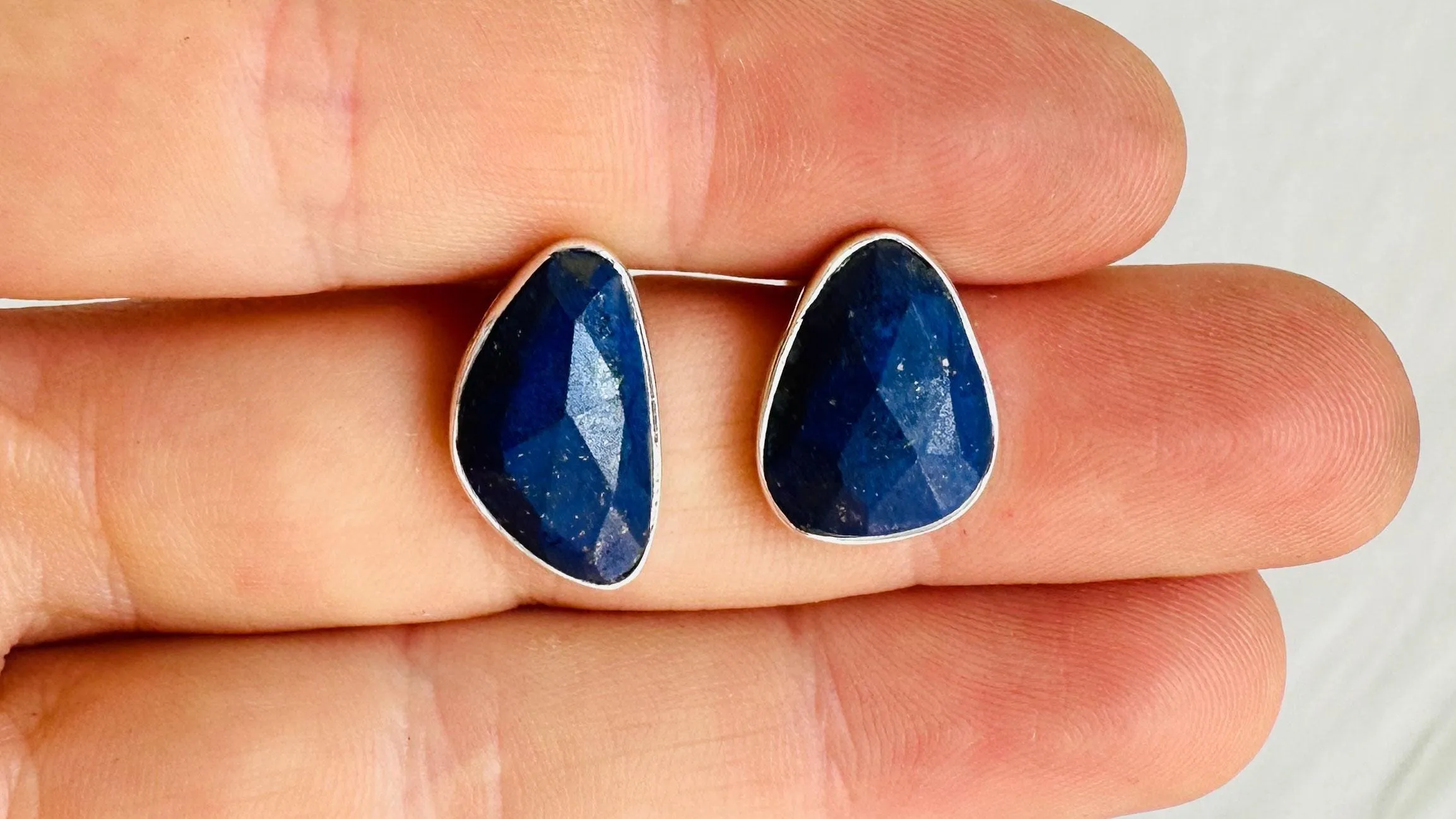 Lapis Lazuli Asymmetrical Earrings. Sterling Silver. 0698